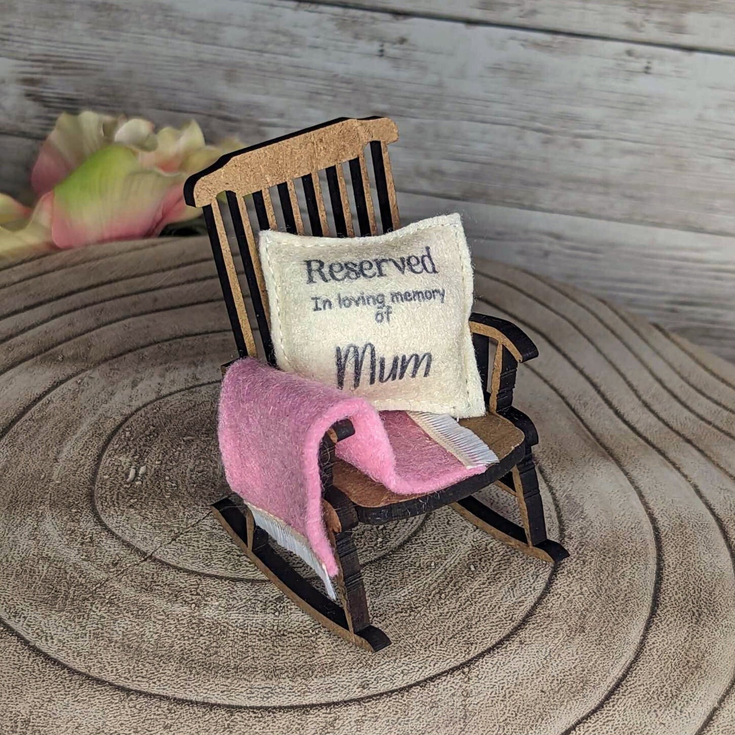 Reserved for Mum memorial decoration empty rocking chair remember gift for loss of mum ,thoughtful gift for grief  save a seat