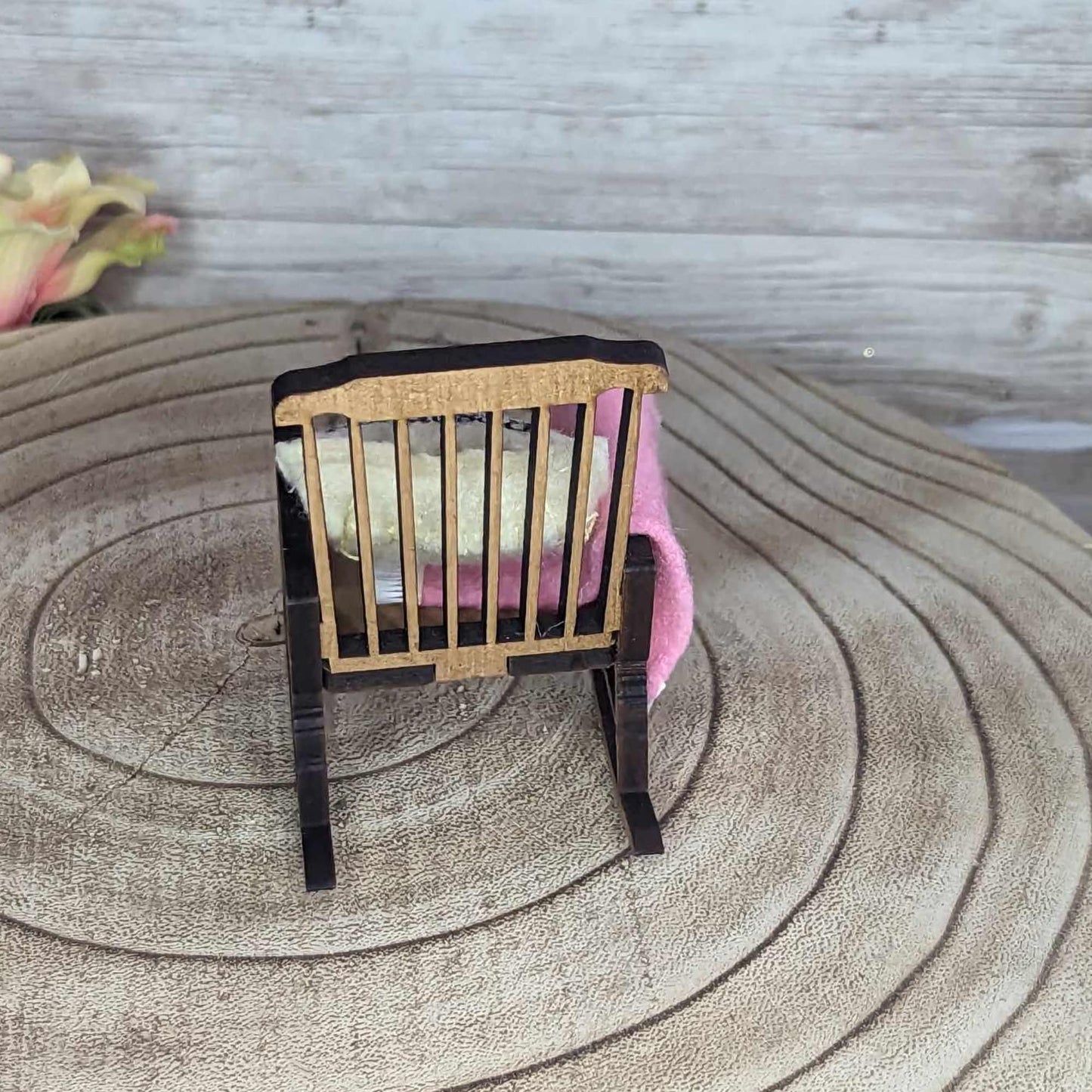 Reserved for Mum memorial decoration empty rocking chair remember gift for loss of mum ,thoughtful gift for grief  save a seat