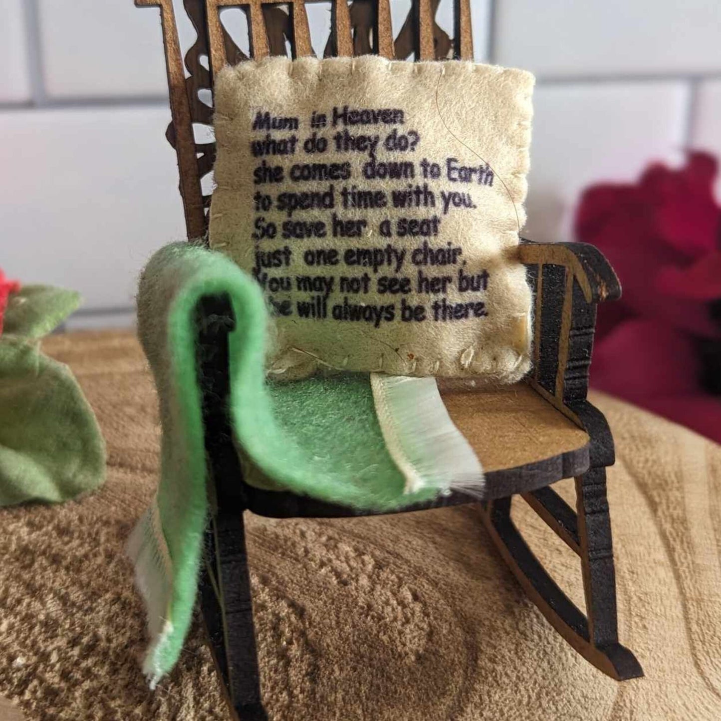 Mum in Heaven memorial decoration empty rocking chair to remember mum. gift for loss of mum .sympathy gift